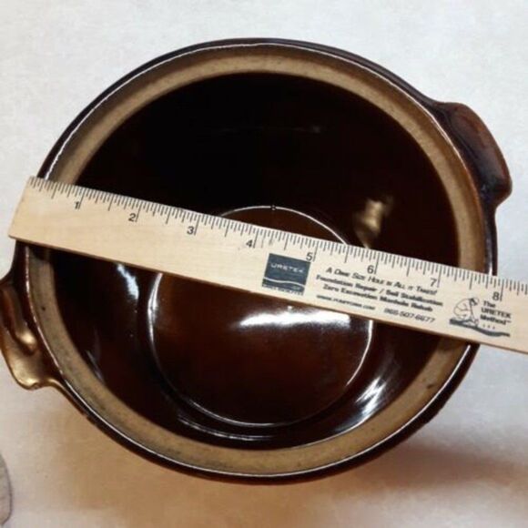 Vintage Monmouth Pottery Maple Leaf Brown Beehive Ovenproof 2 Qt Bean Pot no lid - Picture 7 of 8